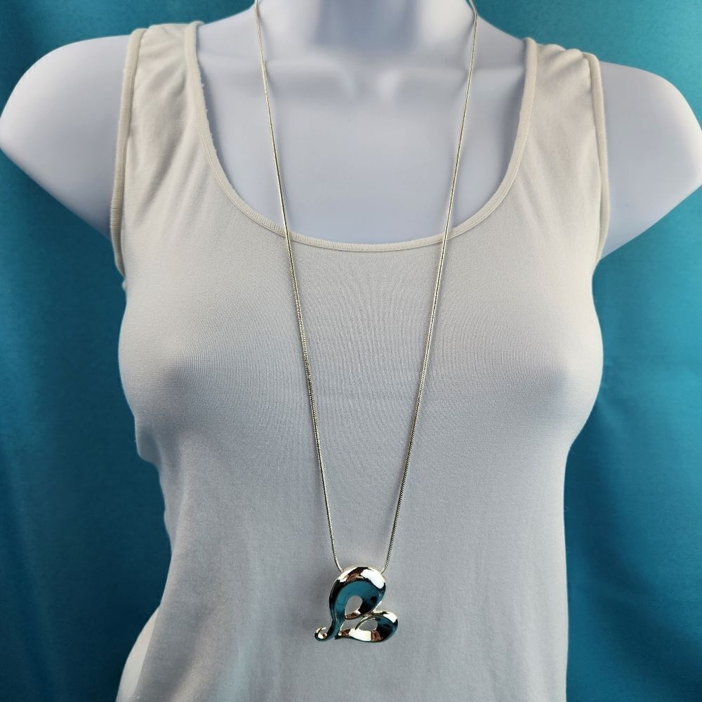 🔹️NWT Napier Silver Plated Heart Pendant Necklace